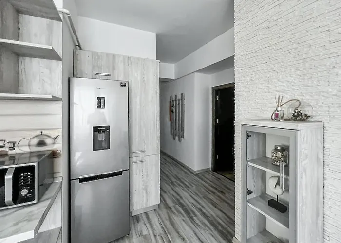 Black Sea Booking - Lotus 45 Apartment *